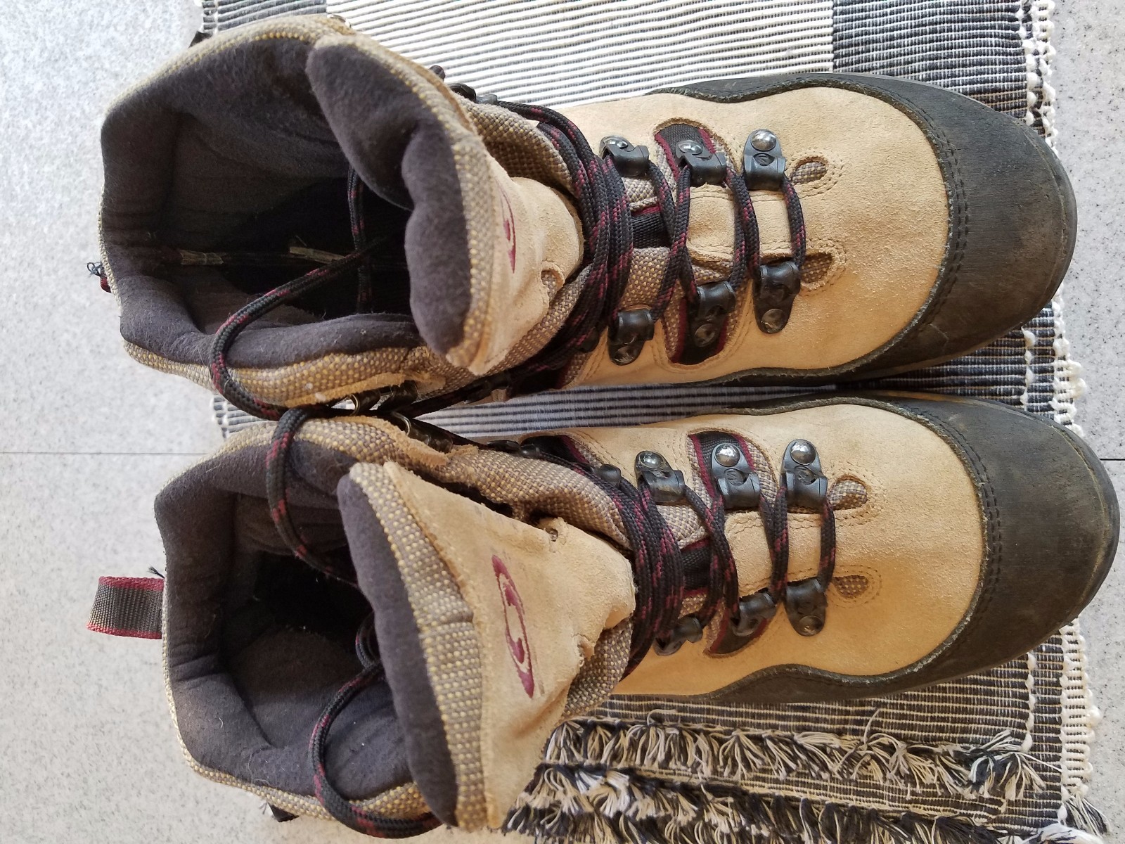 Scarpe da trekking Salomon donna 7 5 perfette condizioni