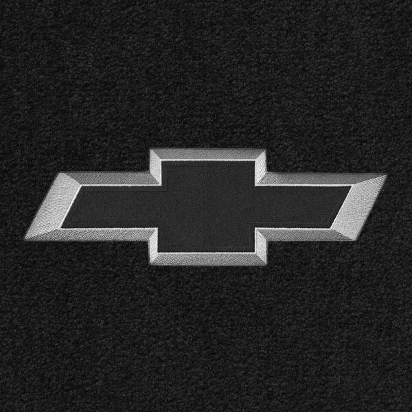 Lloyd Mats Velourtex Chevrolet Black 3D Bowtie Logo Front Floor Mats (2007 & Up) - Imagem 3 de 4