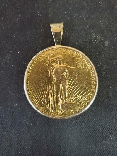 GAUDENS TWENTY DOLLAR GOLD COIN PENDANT 