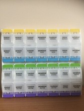 Large Pill Box Planner 4 Times a Day Pill Organizer Case Push Button 7 Day