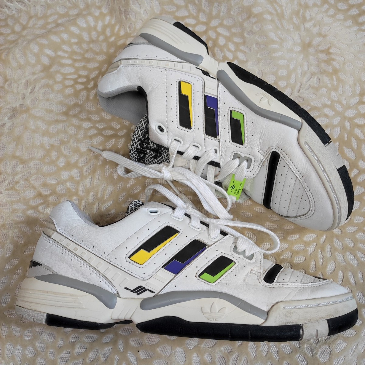 Adidas Womens White Torsion Comp Trainers Size UK Retro Style