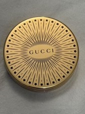 Gucci Glow Illuminating Highlighter Pressed Powder Opal Pink 04