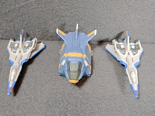 Disney Pixar Lightyear XL-01 Ship and EL-LE-A Armadillo Tatu Lot of 3 Diecast