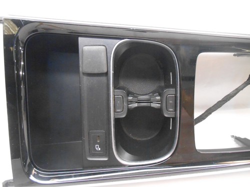 2020 GLB250 Black Center Console Cupholder OEM A247804301 / A2476808403 GK0119 - Picture 2 of 9