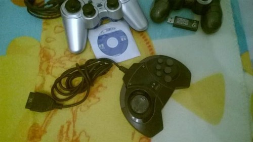 CONTROLLER JOYSTICK PER USO PC - Foto 3 di 4