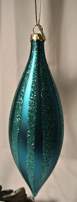 Midwest of Cannon Falls Snowy Bright Stripped Blue Glass Christmas Star NWOT