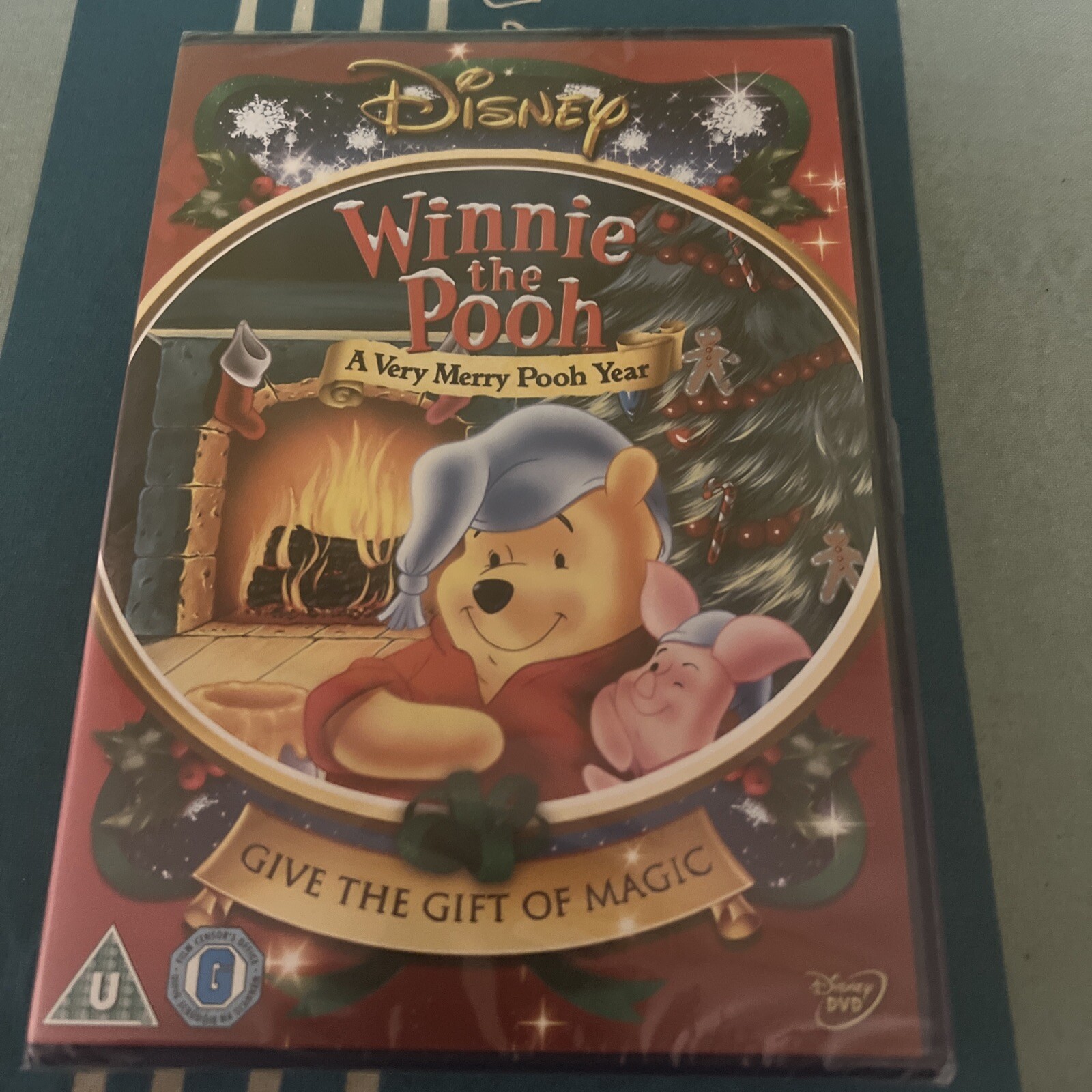 Winnie the Pooh : A VERY MERRY POOH YEAR- DVD- REGION 2 - NEW/SEALED