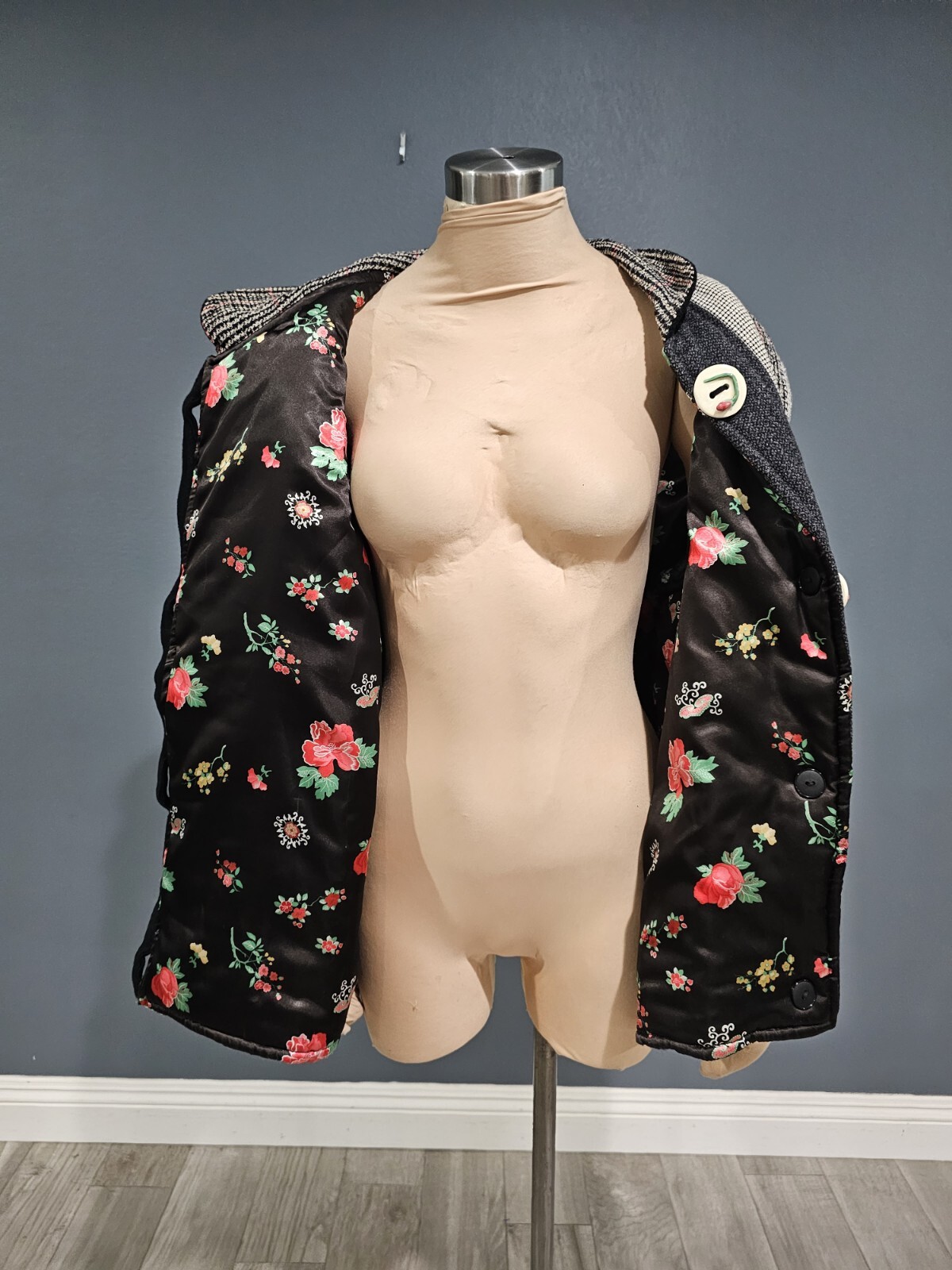 Reversible Quilted Insulated Patchwork Floral Cus… - image 8