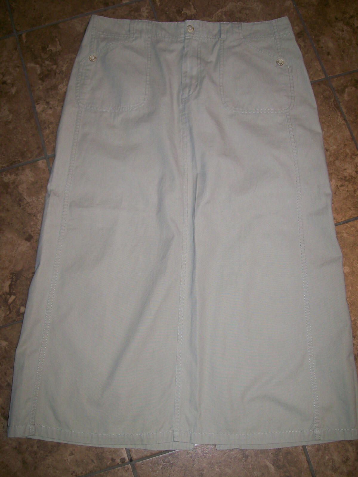 Picture 1 of 8