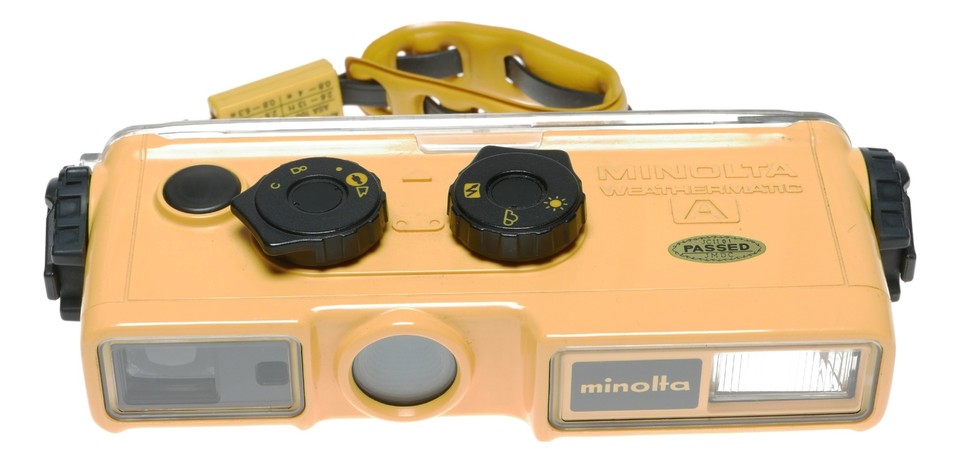 Vintage Minolta Weathermatic A 110 Film Underwater Film Camera W/ Strap UNTESTED