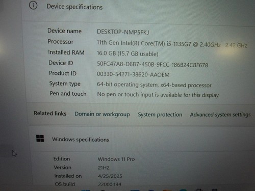 Lenovo ThinkPad T14s Gen 2i 14" Core i5-1135G7 2.40GHz 1GB 512GB SSD W11 Laptop - Picture 3 of 8