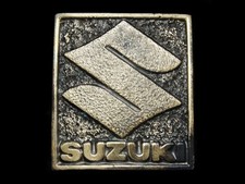 NC25162 VINTAGE 1975  SUZUKI  MOTORCYCLE BELT BUCKLE