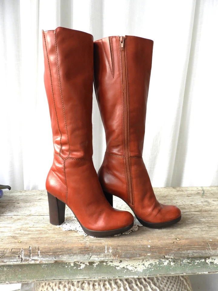 Botas de Colección Hasta la Rodilla Cuero Marrón Castaño Cosidas en la Parte Superior Gabriella Rocha talla 5.5/6 Foto 4 de 4