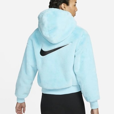Nike Damen Sportswear Essentials Kunstfell Jacke DD5116-482 Blau S/M