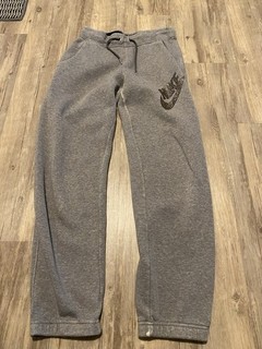 Felpa donna piccola Nike grigia con logo frontale