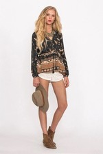 EUC Spell and The Gypsy Phoenix Blouse in Mustang Medium