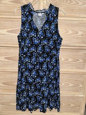 Women’s GAP Split Neck mini Blue Floral Dress Ruffle Trim Size Medium EUC 