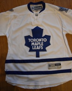 Toronto Maple Leafs - Reebok - 2015 Away Jersey - NHL Jersey - Small