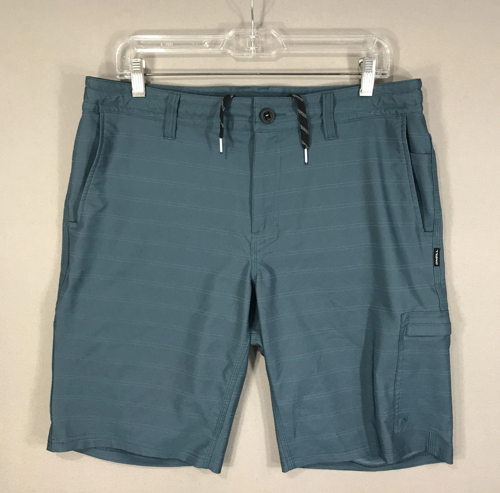 O'Neill Shorts Men's 34 Blue Striped Hybrid Standard Fit Quick Dry 4-Way Stretch