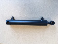 Double Acting Hydraulic Cylinder / Ram - 40mm Bore 25mm Rod  