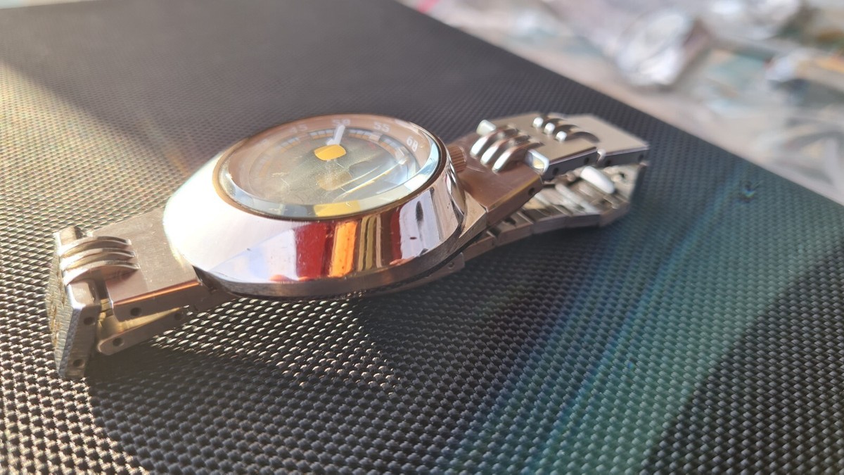 SEIKO ALBA AKA V707-0A10 Chocolate Dial UFO Bullhead Quartz Mens