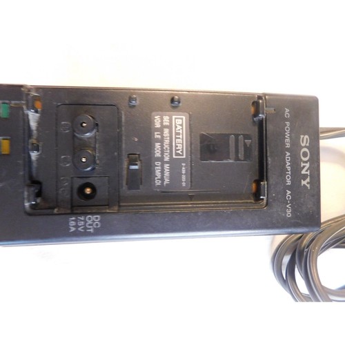 Sony AC-V30 Power Adapter Battery Charger For Handy Cam OEM Camcorder - Picture 3 of 4