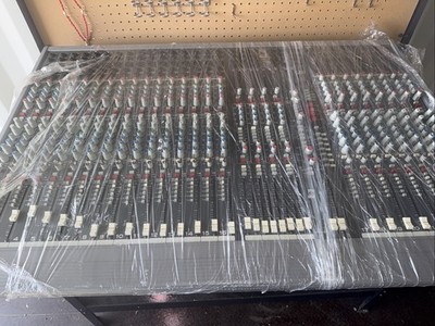 Allen & Heath Gs3 24 Channel Mixing Console