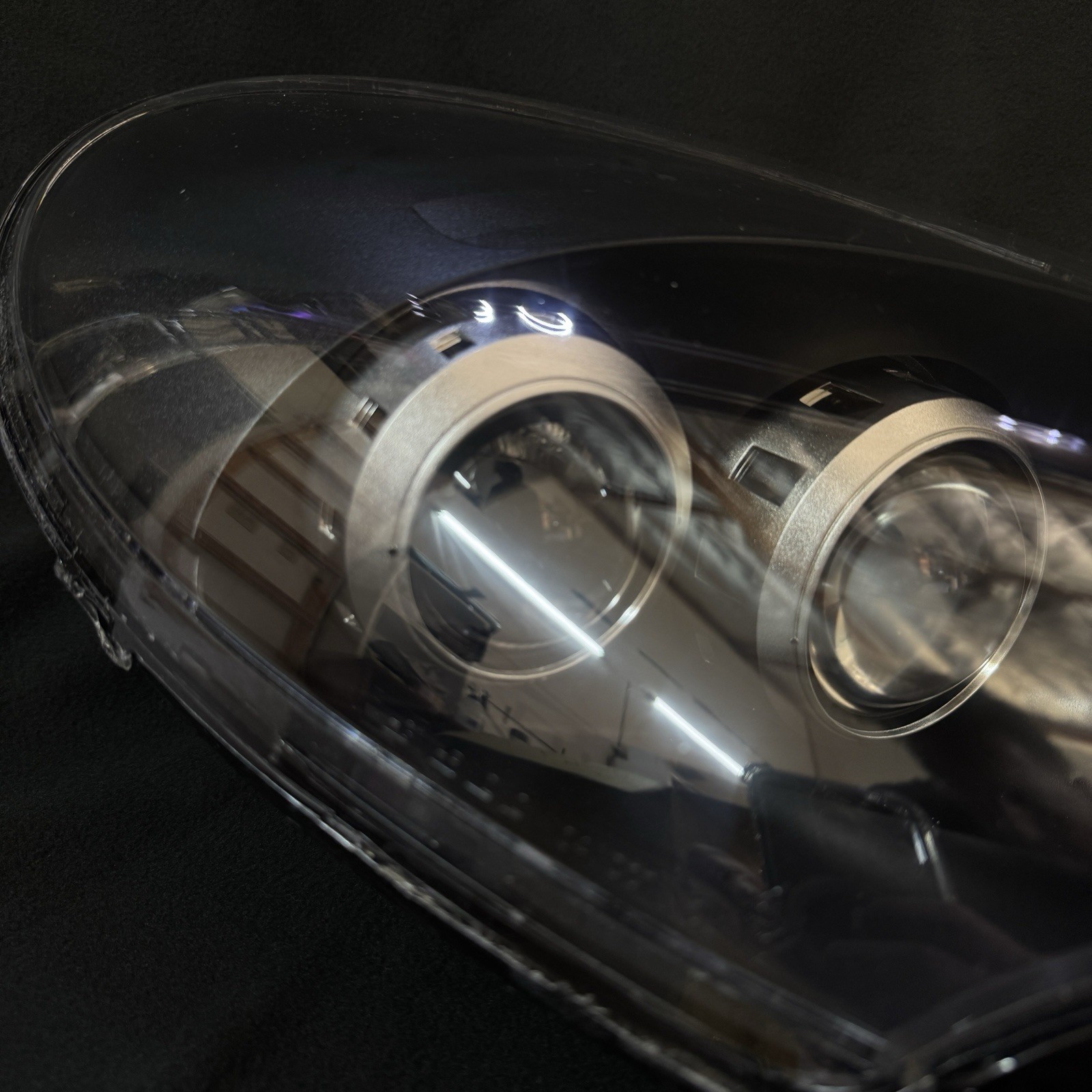 Aston Martin DB9 2005-2012 Right Inner Headlight