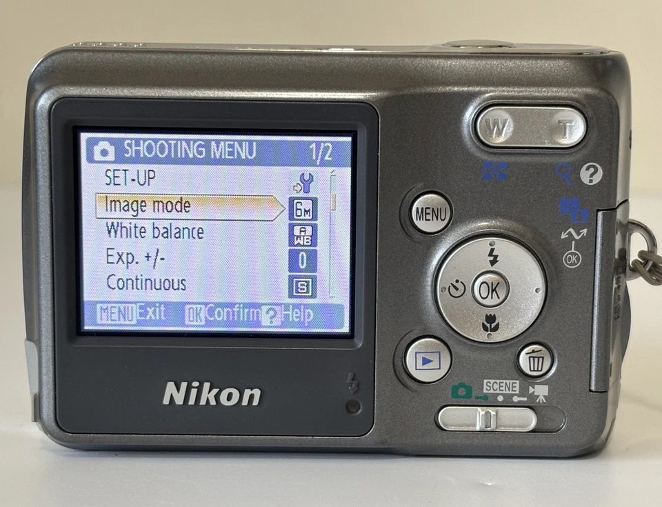 Nikon Coolpix L2 6.0MP Compact Digital Camera With Case & SD Card Vintage Rare - Image 4 of 4