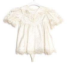 Memories Size 12M Vintage Ivory Lace Christening Gown Delicate Heirloom Baby