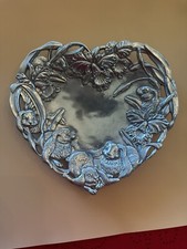 Vintage 1993 Arthur Court Bunny and Daffodils Heart Shaped Platter Footed 10"X9"