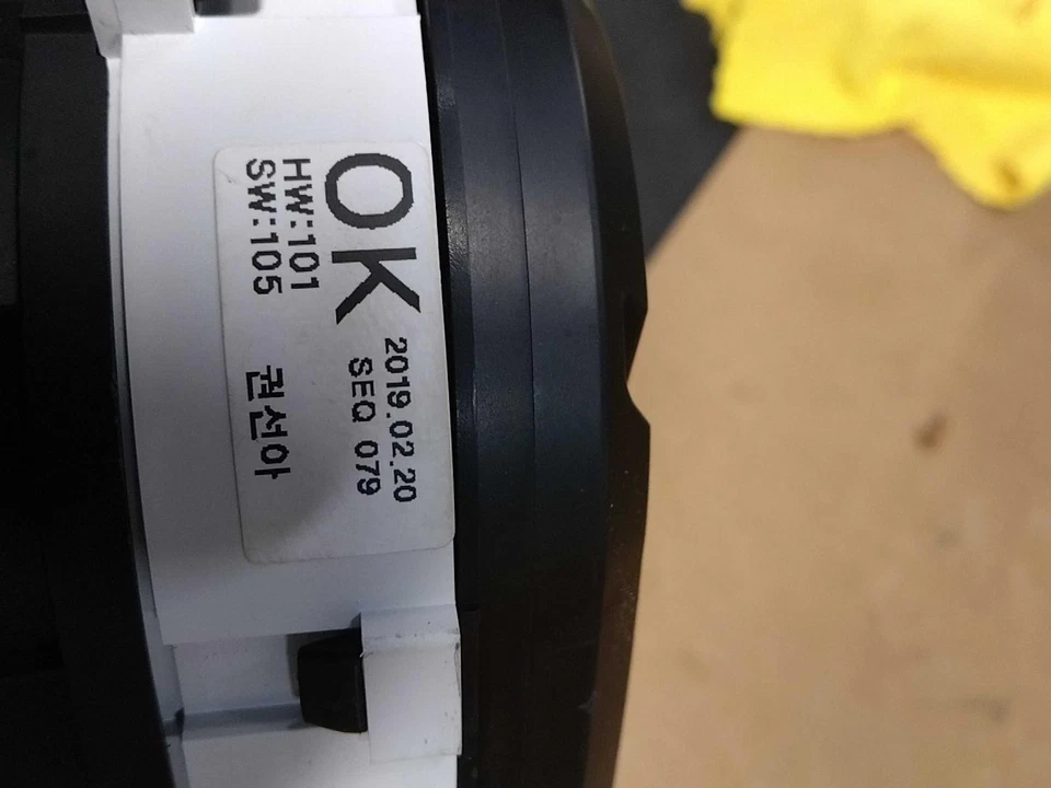 2019 Hyundai Santa Fe Speedometer Gauge OEM Grey 62K Miles NJ25-22067-551995 Foto 3 de 4