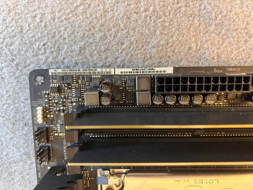 ASRock X399 Phantom Gaming 6 MB mit AMD Ryzen Treadripper 1900X CPU & 32GB RAM - Bild 5 von 9