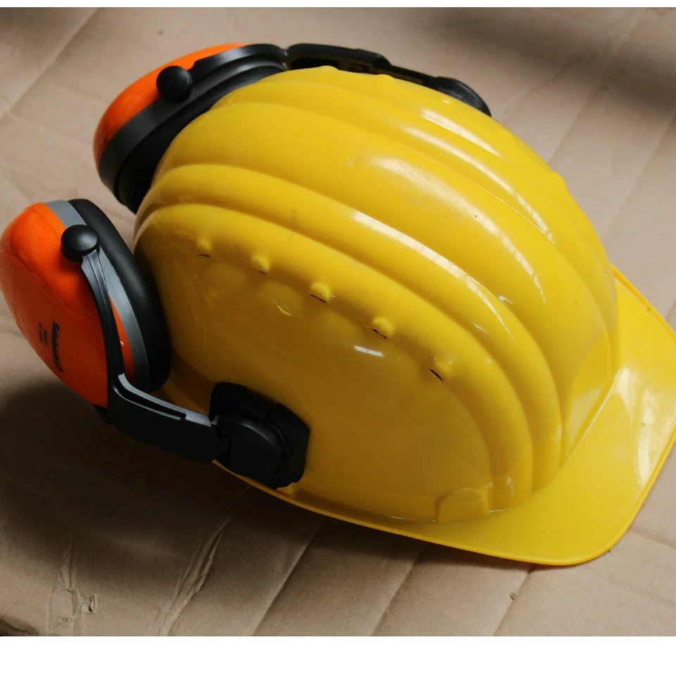 Forstschutzhelm Forsthelm Waldarbeiterhelm  Gehörschutz Peltor - Bild 3 von 3