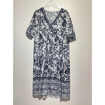 UN BRANDED MIDI DRESS IN BLUE AND WHITE SIZE XXXL