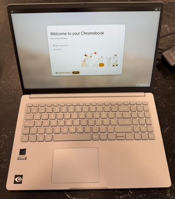 Asus Chromebook CX1505CTA - 15,6'' - 64GB Speicher - intel i3