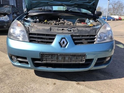 Renault Clio II 2 Campus Stoßfänger vorn Frontschürze Nebelscheinwerfer 06-09