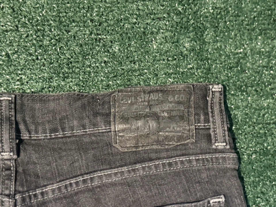 Pantalones cortos de jean ajustados Levi's 511 Foto 4 de 4