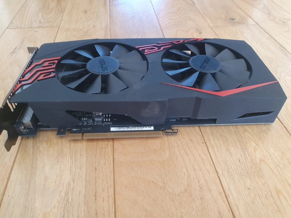 Asus Expedition AMD Radeon RX 570 4GB GDDR5-PCIe 3.0X16 Graphics Card-Ref:1045 - Image 2 of 4