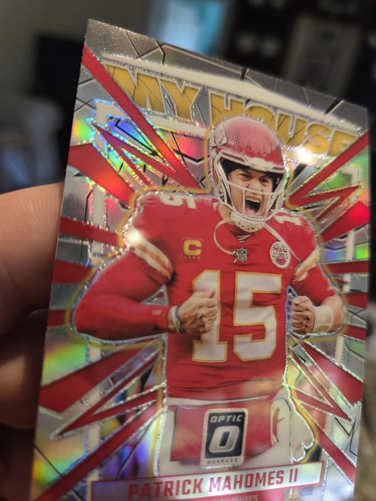 2023 🔥 PATRICK MAHOMES 💥 REFRACTOR 🌈  UD NFL POP 🎉 KC CHIEFS NON auto Card view 12