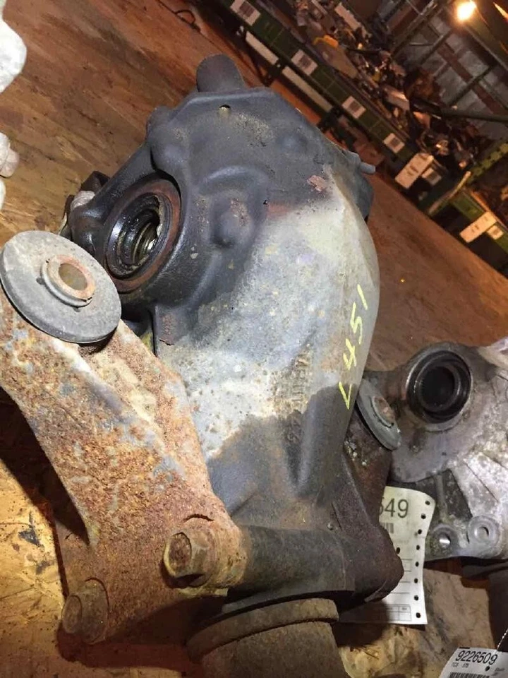 Conjunto de portador diferencial eje trasero Mitsubishi Outlander 2003-2006 OEM AWD Foto 2 de 2