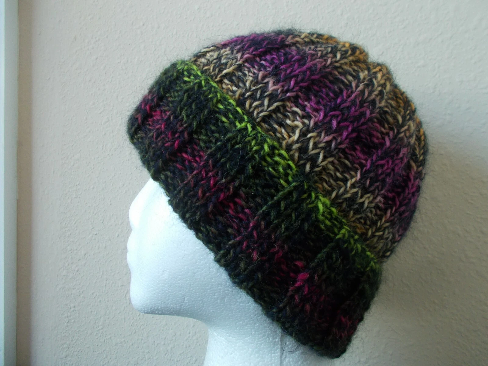 Hand knitted cozy & warm wool beanie/hat, gradient tones+ black, men's/women's