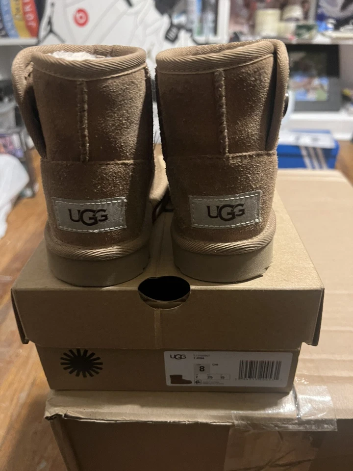 USED UGG Jona Toddler Girl Size 8 Chestnut Suede Shearling Snap Boots 1118890T - Image 3 of 4