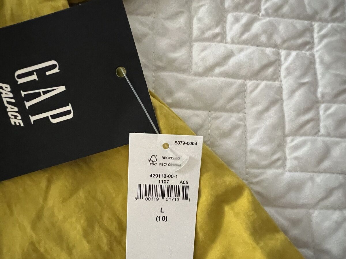 Palace x Gap Kids Windbreaker Size Large (10) Navy (& Yellow Palace x Gap Kids Windbreaker Size Large (10) Navy (& Yellow