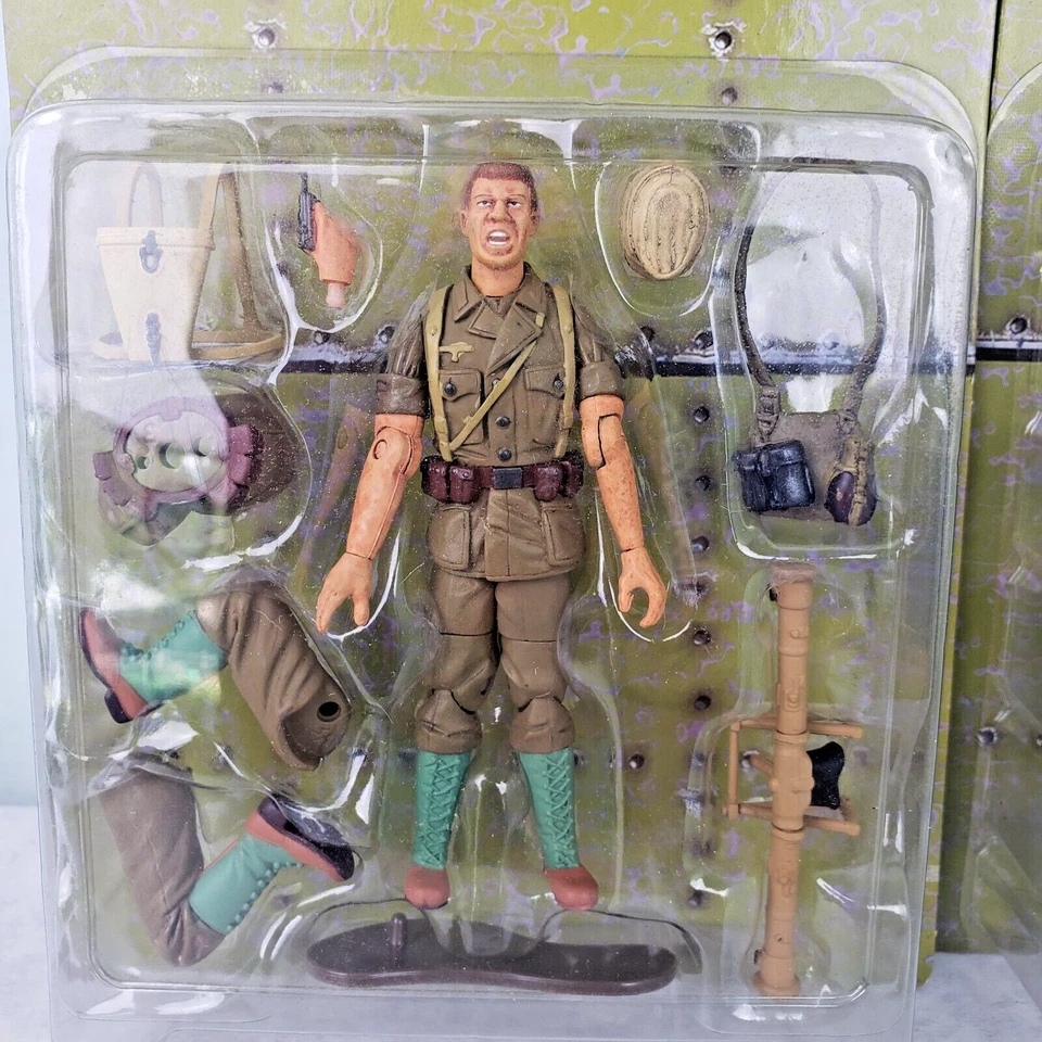 Lote de 2 figuras de infantería alemana 1:18 The Ultimate Soldier Wermacht & Dak 2008 Foto 2 de 4