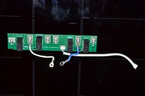 Bosch Induktions-Kochfeld Relaisplatine links aus NIV651T14E