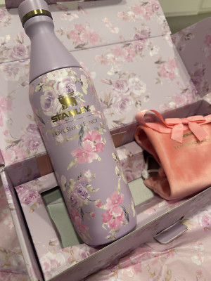 Love Shack Fancy X Stanley collab water bottle 20oz in Happy Thoughts    