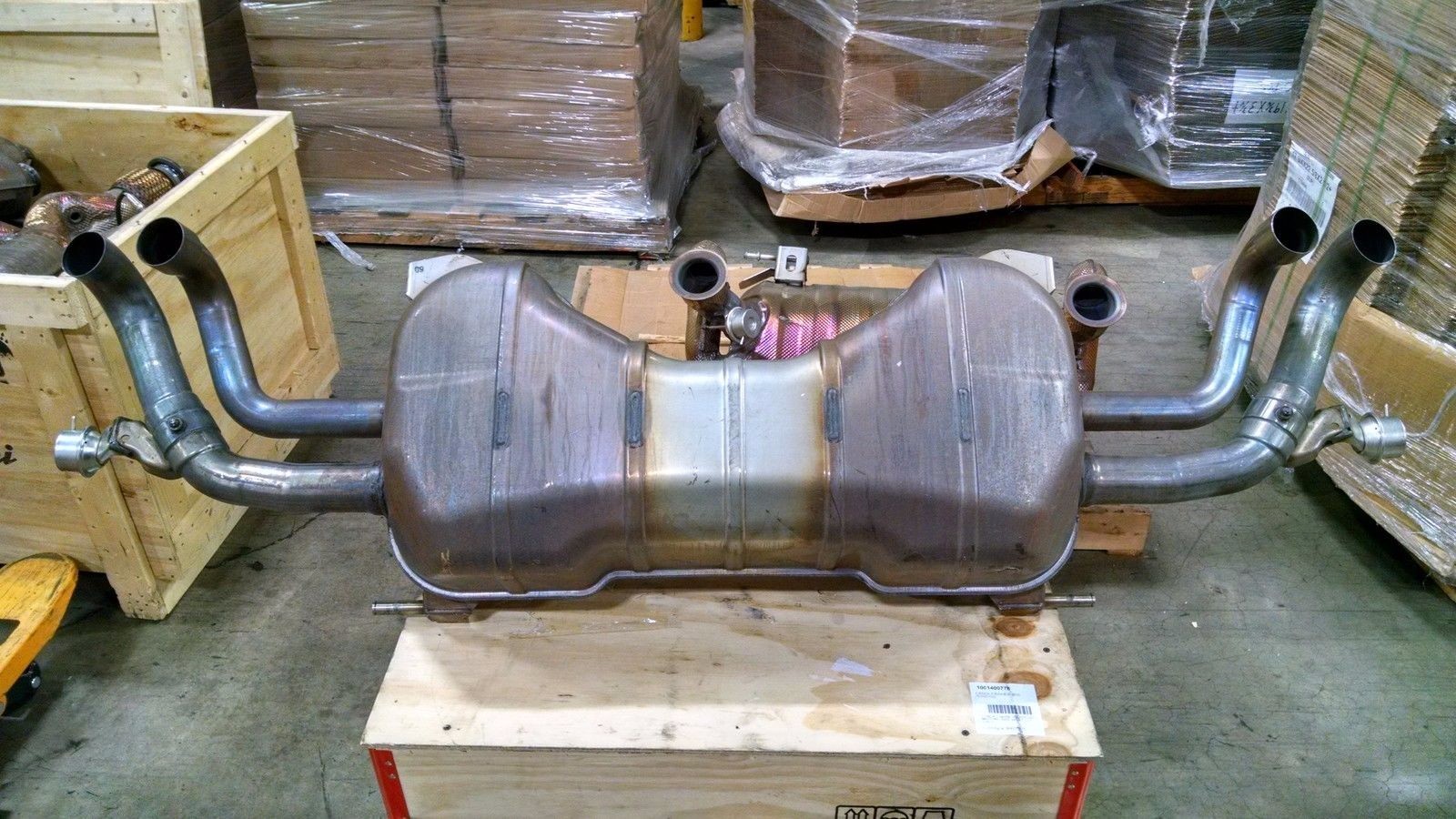 LAMBORGHINI HURACAN OEM STOCK FACTORY EXHAUST MUFFLER 