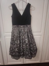 Sz 6 R&M Richards black and white sequined soutache fit & flare cocktail dress.