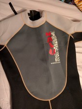 Mens 42 Chest Short Leg And Short Sleeve Wetsuit